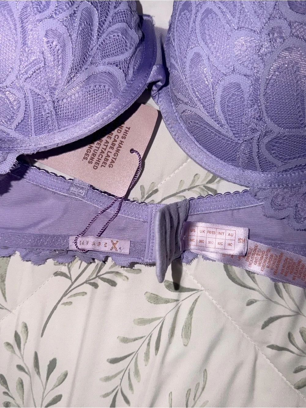 Lavender Lace Underwire Bra - Unknown Brand
